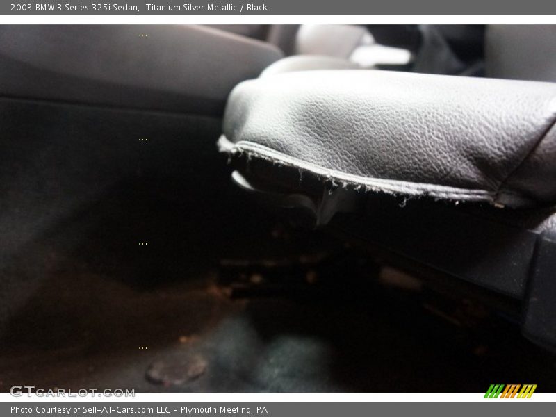 Titanium Silver Metallic / Black 2003 BMW 3 Series 325i Sedan