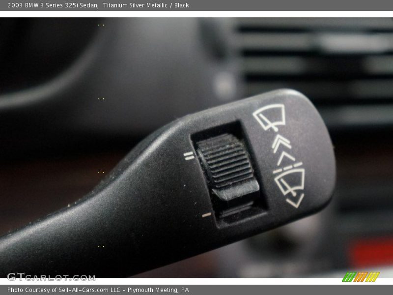 Titanium Silver Metallic / Black 2003 BMW 3 Series 325i Sedan