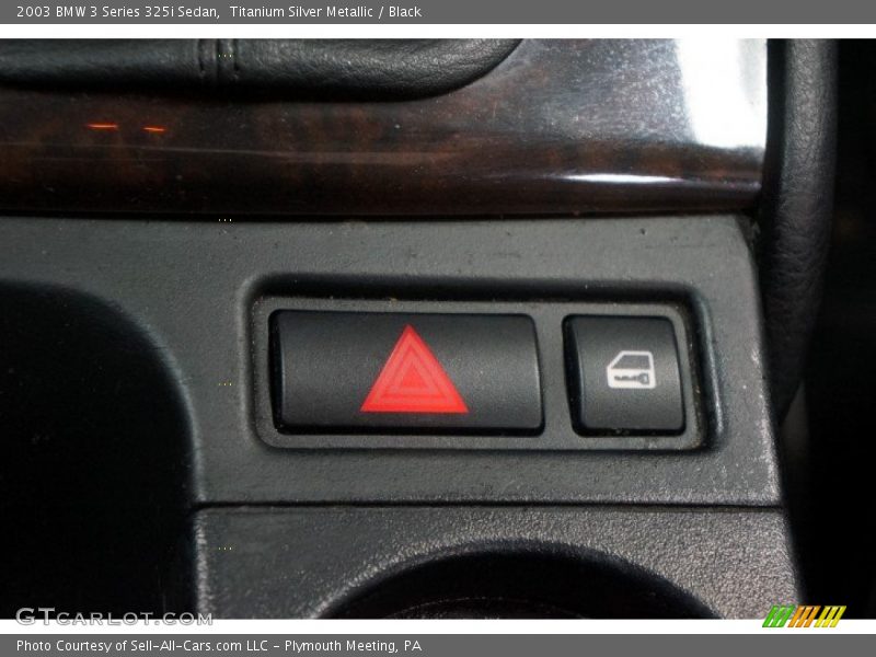 Titanium Silver Metallic / Black 2003 BMW 3 Series 325i Sedan