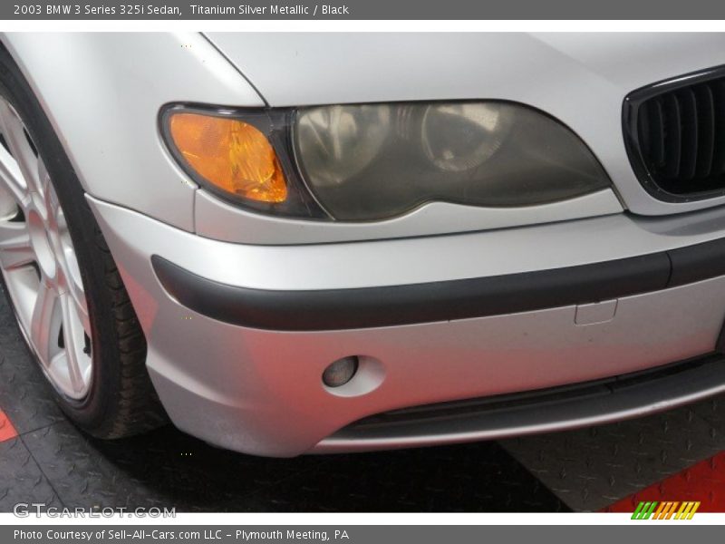 Titanium Silver Metallic / Black 2003 BMW 3 Series 325i Sedan