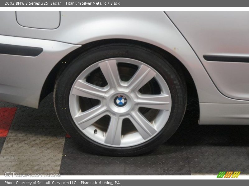Titanium Silver Metallic / Black 2003 BMW 3 Series 325i Sedan