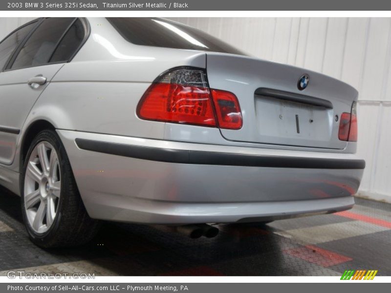 Titanium Silver Metallic / Black 2003 BMW 3 Series 325i Sedan