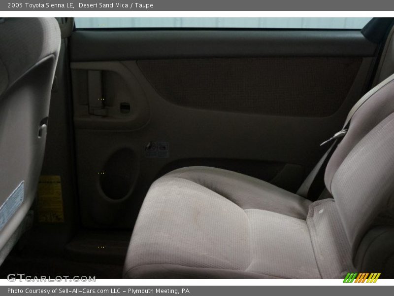 Desert Sand Mica / Taupe 2005 Toyota Sienna LE