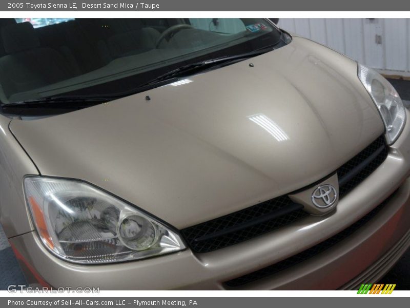 Desert Sand Mica / Taupe 2005 Toyota Sienna LE