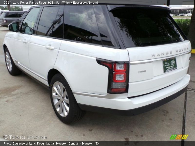 Fuji White / Espresso/Almond 2014 Land Rover Range Rover HSE