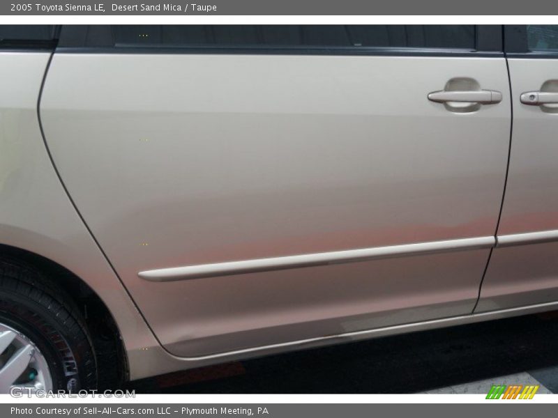 Desert Sand Mica / Taupe 2005 Toyota Sienna LE