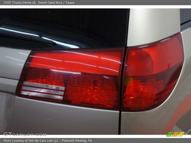 Desert Sand Mica / Taupe 2005 Toyota Sienna LE