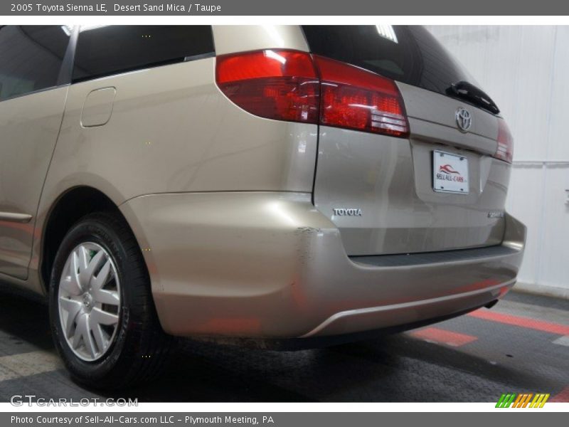 Desert Sand Mica / Taupe 2005 Toyota Sienna LE