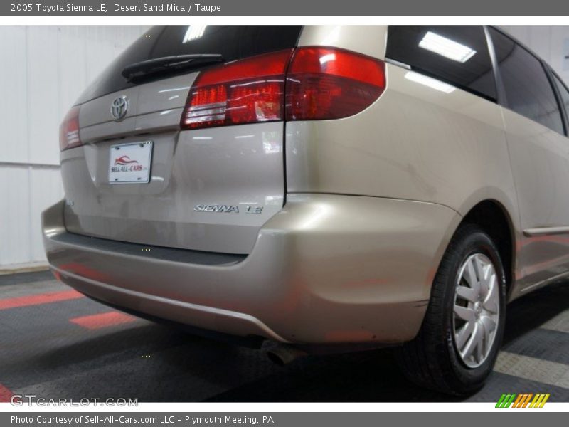 Desert Sand Mica / Taupe 2005 Toyota Sienna LE
