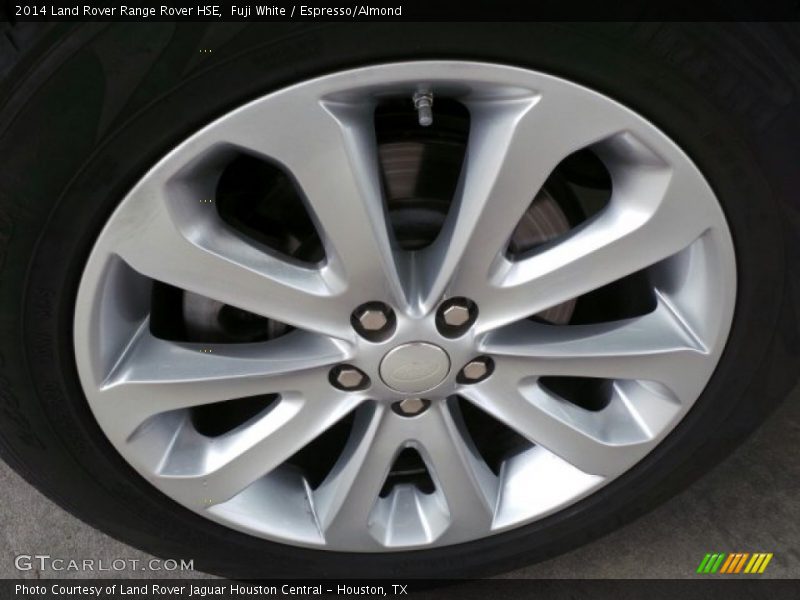 Fuji White / Espresso/Almond 2014 Land Rover Range Rover HSE