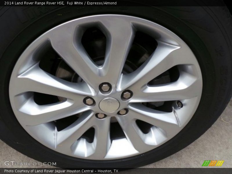 Fuji White / Espresso/Almond 2014 Land Rover Range Rover HSE