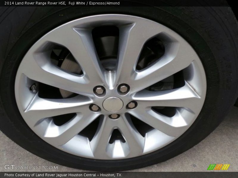 Fuji White / Espresso/Almond 2014 Land Rover Range Rover HSE