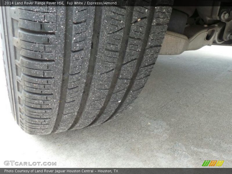 Fuji White / Espresso/Almond 2014 Land Rover Range Rover HSE