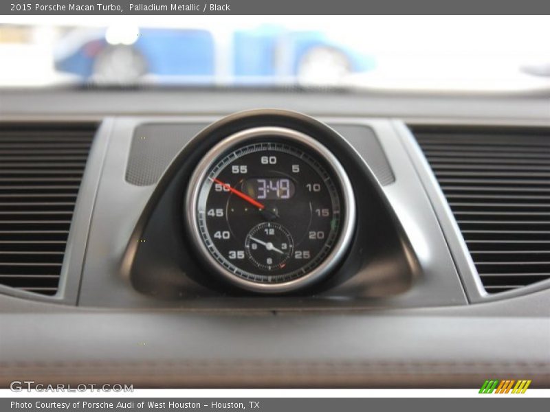 Palladium Metallic / Black 2015 Porsche Macan Turbo