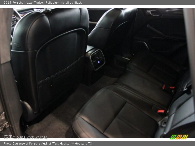 Palladium Metallic / Black 2015 Porsche Macan Turbo