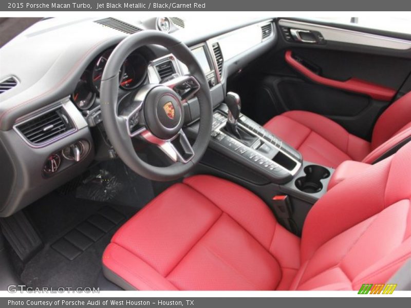  2015 Macan Turbo Black/Garnet Red Interior