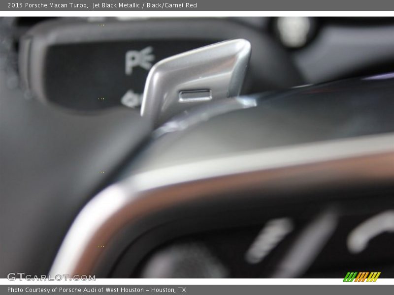  2015 Macan Turbo 7 Speed Porsche Doppelkupplung (PDK) Automatic Shifter