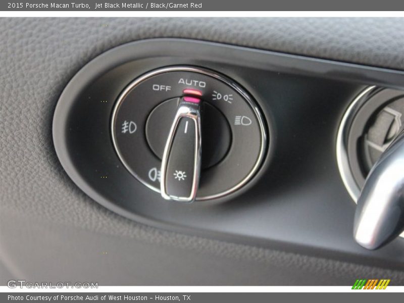 Controls of 2015 Macan Turbo