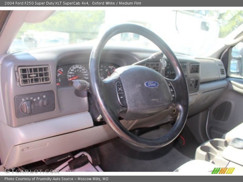 Oxford White / Medium Flint 2004 Ford F250 Super Duty XLT SuperCab 4x4