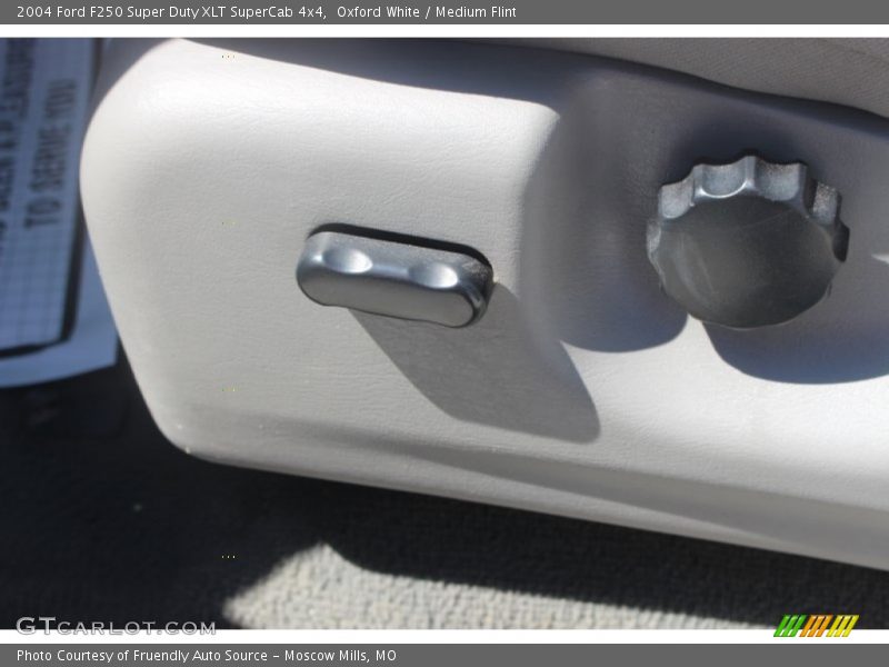 Oxford White / Medium Flint 2004 Ford F250 Super Duty XLT SuperCab 4x4