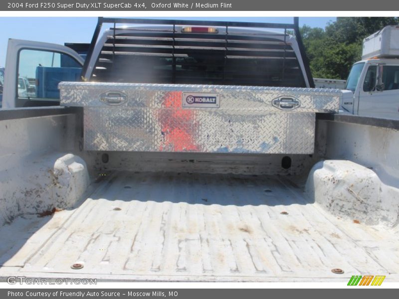 Oxford White / Medium Flint 2004 Ford F250 Super Duty XLT SuperCab 4x4