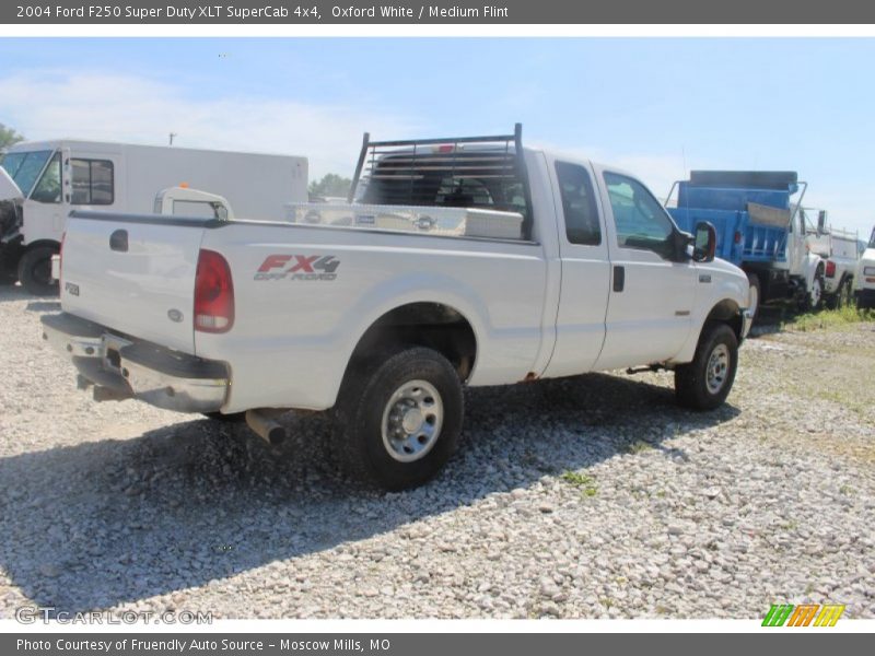 Oxford White / Medium Flint 2004 Ford F250 Super Duty XLT SuperCab 4x4