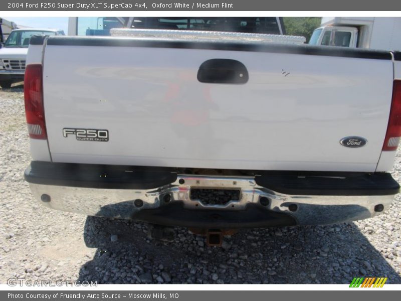 Oxford White / Medium Flint 2004 Ford F250 Super Duty XLT SuperCab 4x4