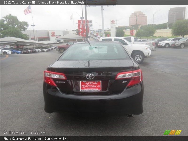 Attitude Black Metallic / Black/Ash 2012 Toyota Camry SE