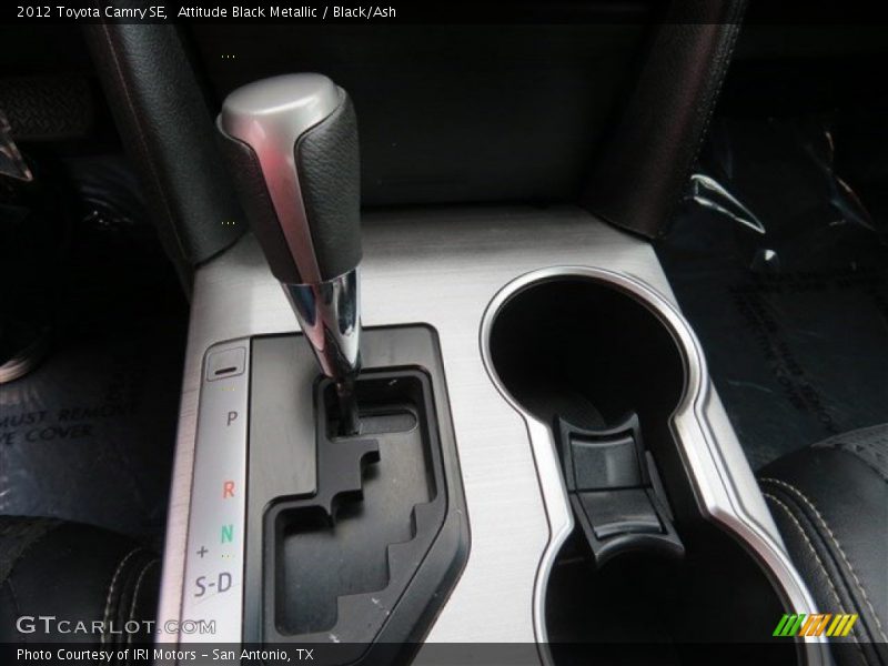 Attitude Black Metallic / Black/Ash 2012 Toyota Camry SE