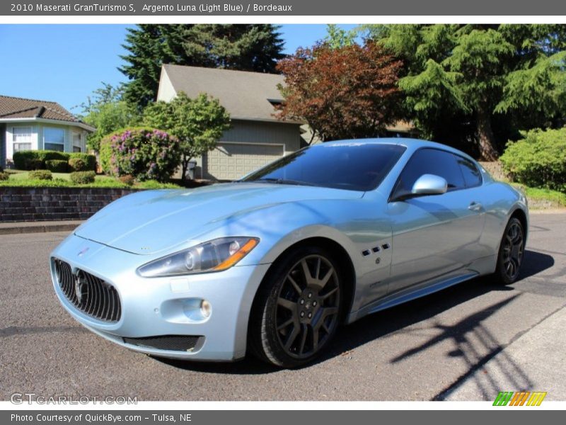 Front 3/4 View of 2010 GranTurismo S