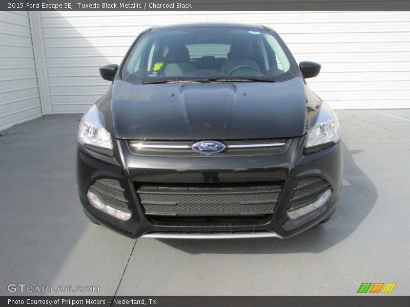 Tuxedo Black Metallic / Charcoal Black 2015 Ford Escape SE