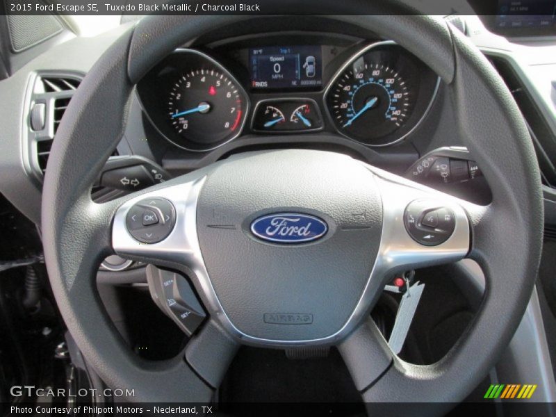 Tuxedo Black Metallic / Charcoal Black 2015 Ford Escape SE