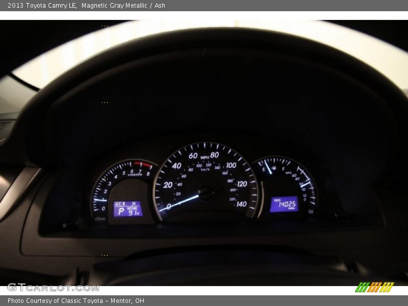 Magnetic Gray Metallic / Ash 2013 Toyota Camry LE