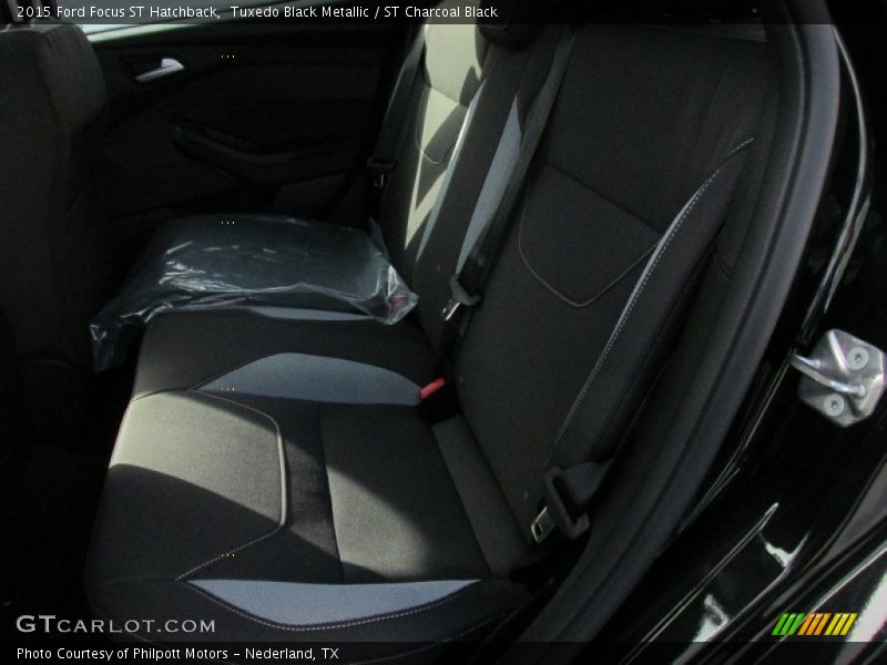 Tuxedo Black Metallic / ST Charcoal Black 2015 Ford Focus ST Hatchback