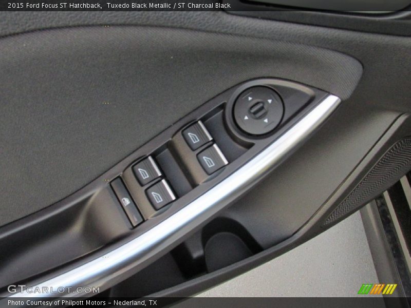 Tuxedo Black Metallic / ST Charcoal Black 2015 Ford Focus ST Hatchback