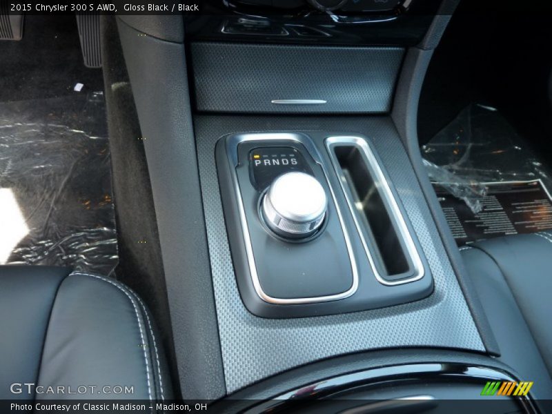 Gloss Black / Black 2015 Chrysler 300 S AWD