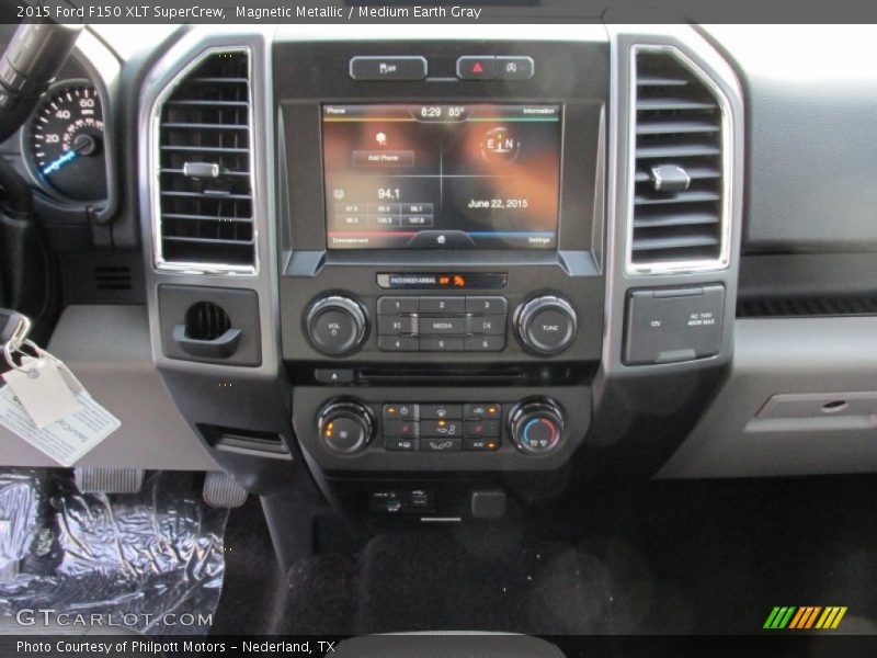 Magnetic Metallic / Medium Earth Gray 2015 Ford F150 XLT SuperCrew
