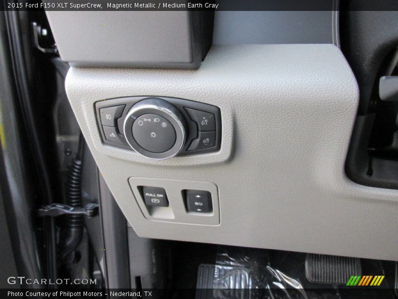 Magnetic Metallic / Medium Earth Gray 2015 Ford F150 XLT SuperCrew