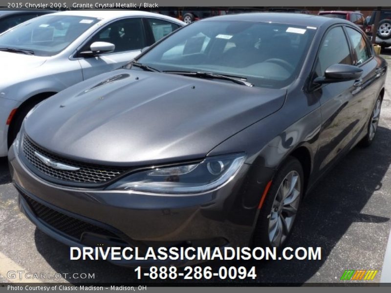 Granite Crystal Metallic / Black 2015 Chrysler 200 S