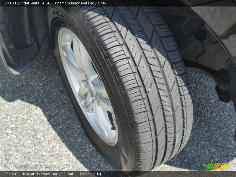 Phantom Black Metallic / Gray 2010 Hyundai Santa Fe GLS