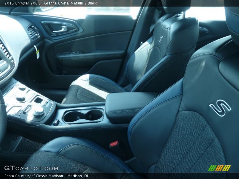 Granite Crystal Metallic / Black 2015 Chrysler 200 S