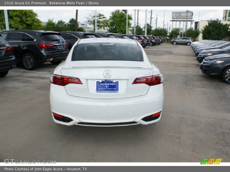 Bellanova White Pearl / Ebony 2016 Acura ILX Premium