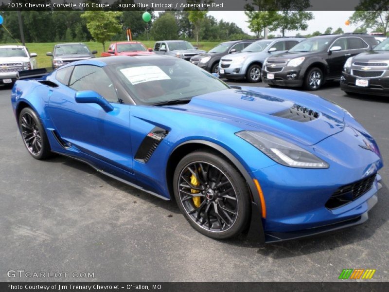 Front 3/4 View of 2015 Corvette Z06 Coupe