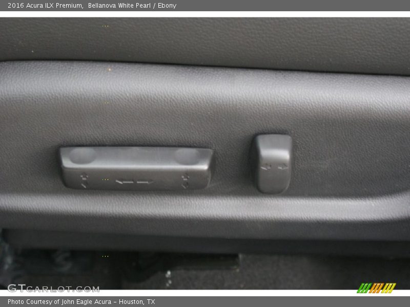 Bellanova White Pearl / Ebony 2016 Acura ILX Premium
