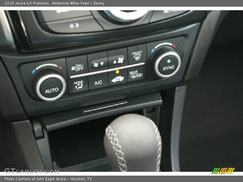 Bellanova White Pearl / Ebony 2016 Acura ILX Premium