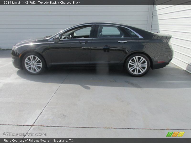 Tuxedo Black / Charcoal Black 2014 Lincoln MKZ FWD