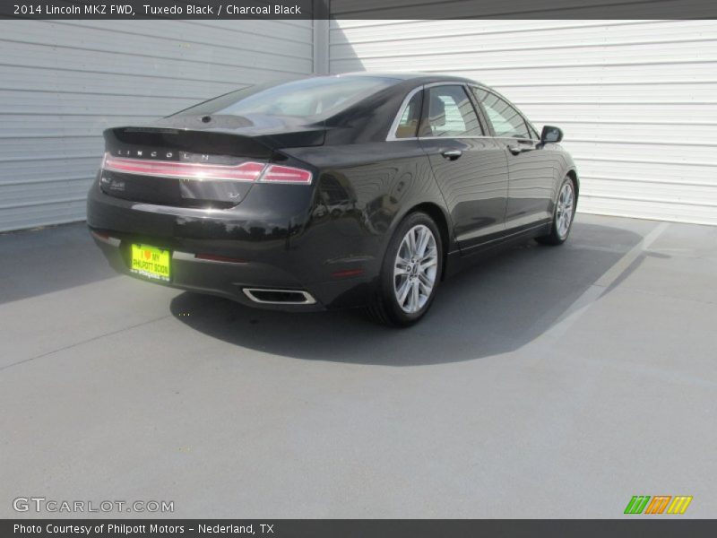 Tuxedo Black / Charcoal Black 2014 Lincoln MKZ FWD
