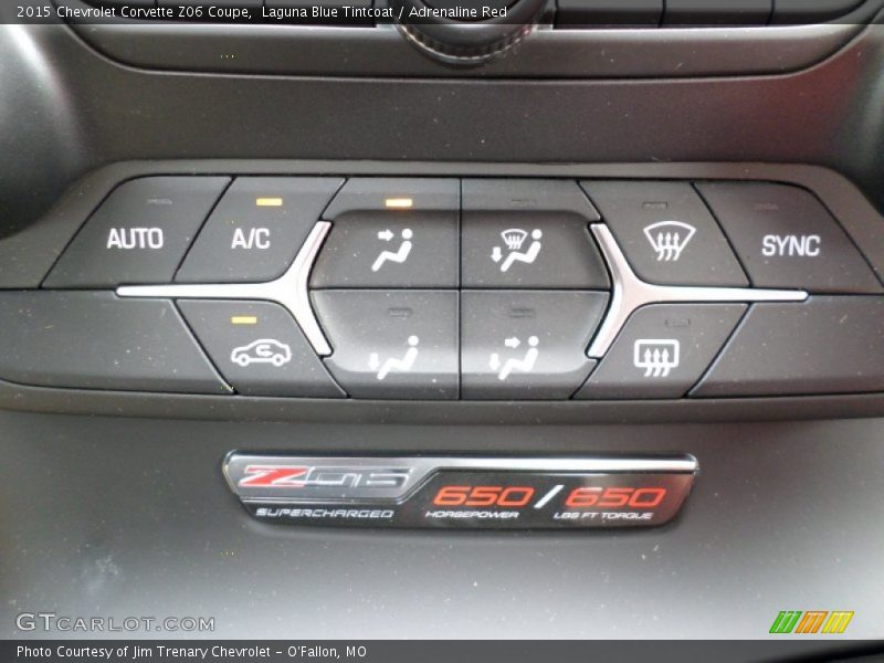 Controls of 2015 Corvette Z06 Coupe