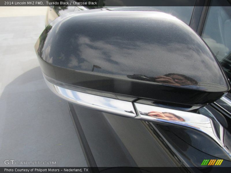 Tuxedo Black / Charcoal Black 2014 Lincoln MKZ FWD