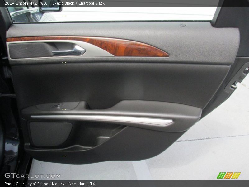 Tuxedo Black / Charcoal Black 2014 Lincoln MKZ FWD